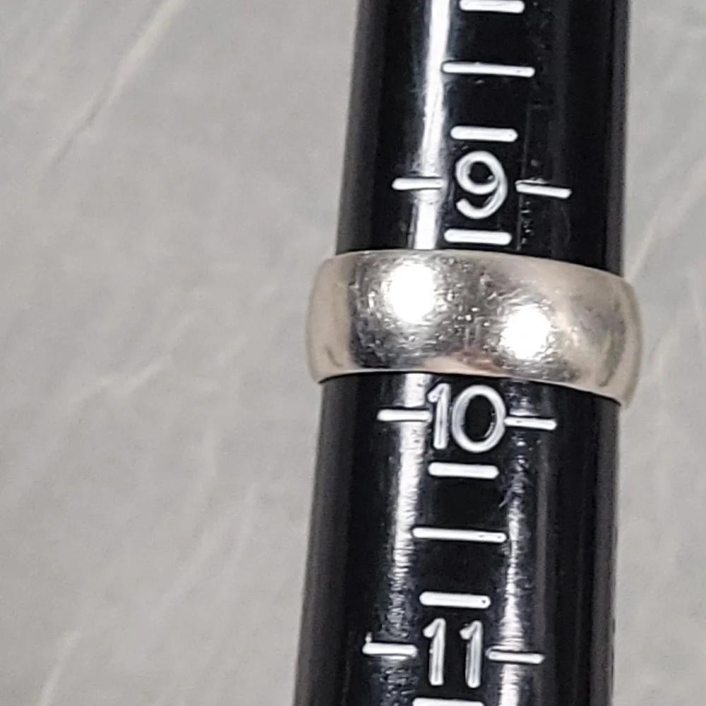 Mexico Sterling Silver Wedding Band Ring Unisex Size 9.75 Silver 7.5mm Dome Band